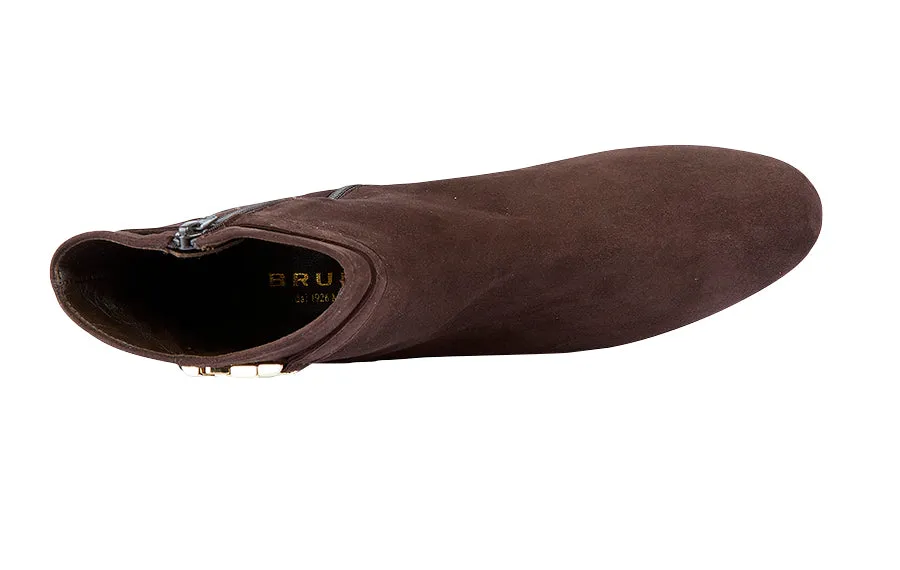 Br Capricorn Brown