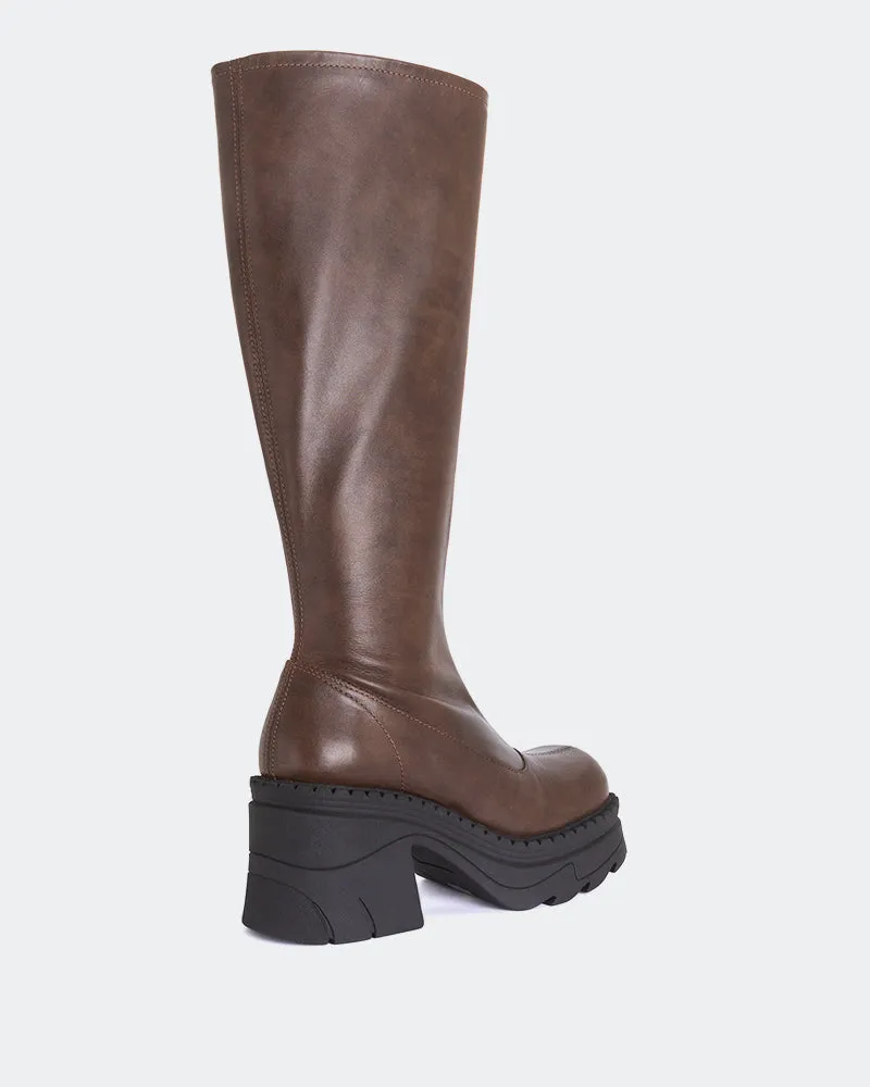 Giovana Brown Stretch