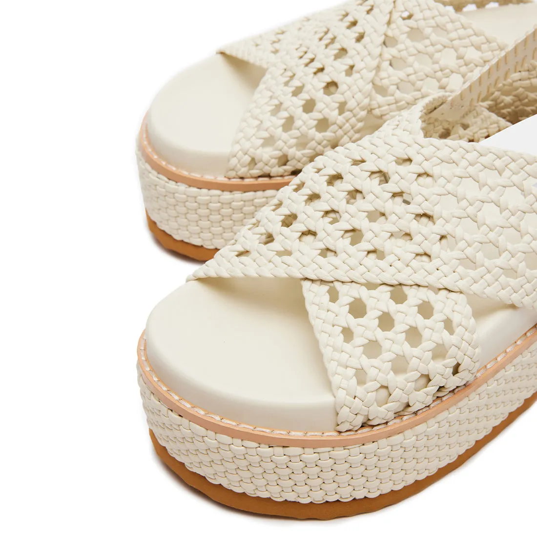 Kayda Pump BONE