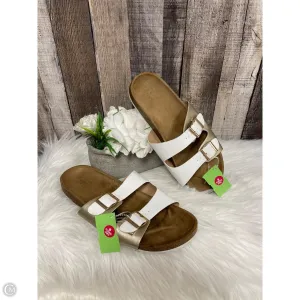 Sandals Flats By Cme In Gold & White, Size: 11