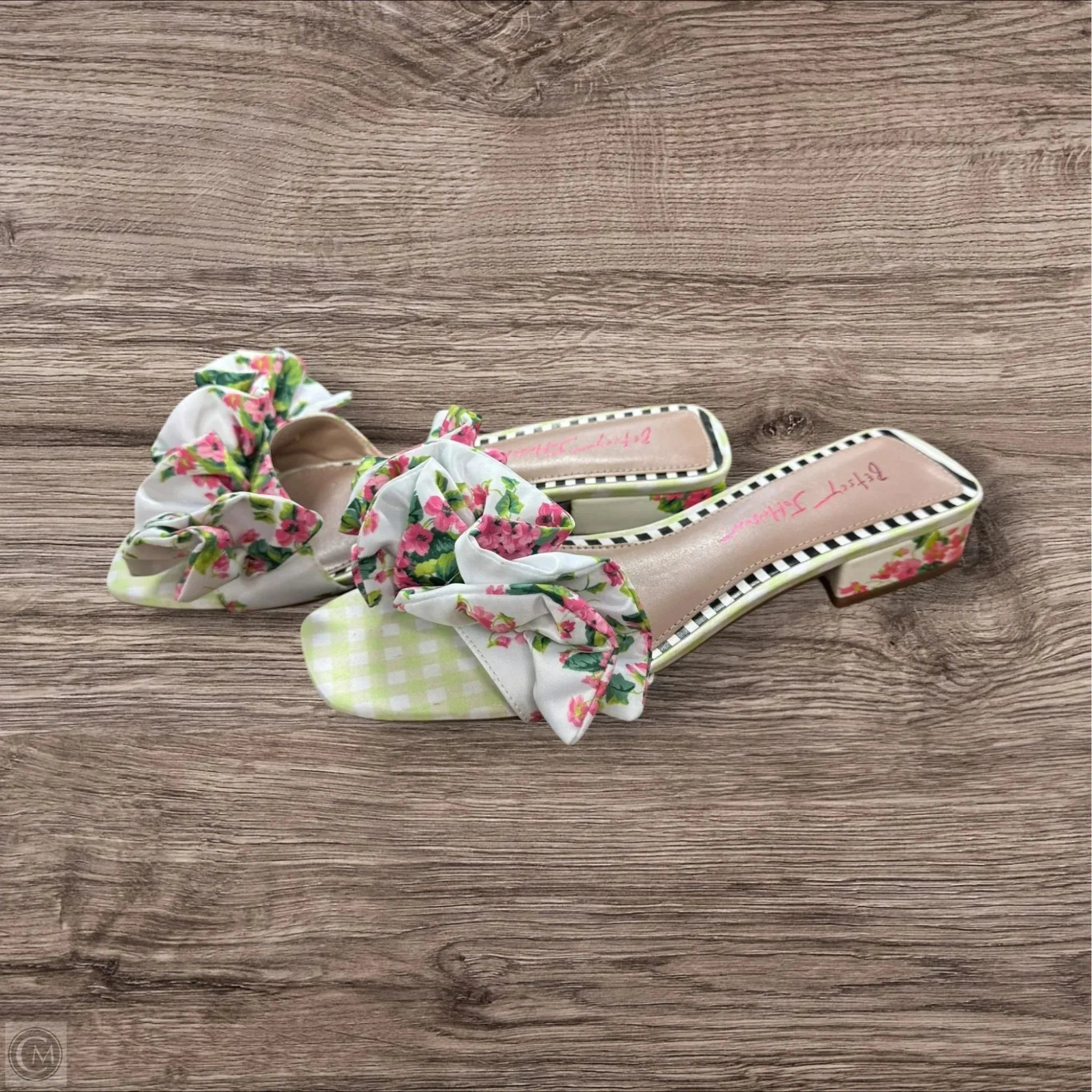 Sandals Heels Block By Betsey Johnson In Floral Print, Size: 8