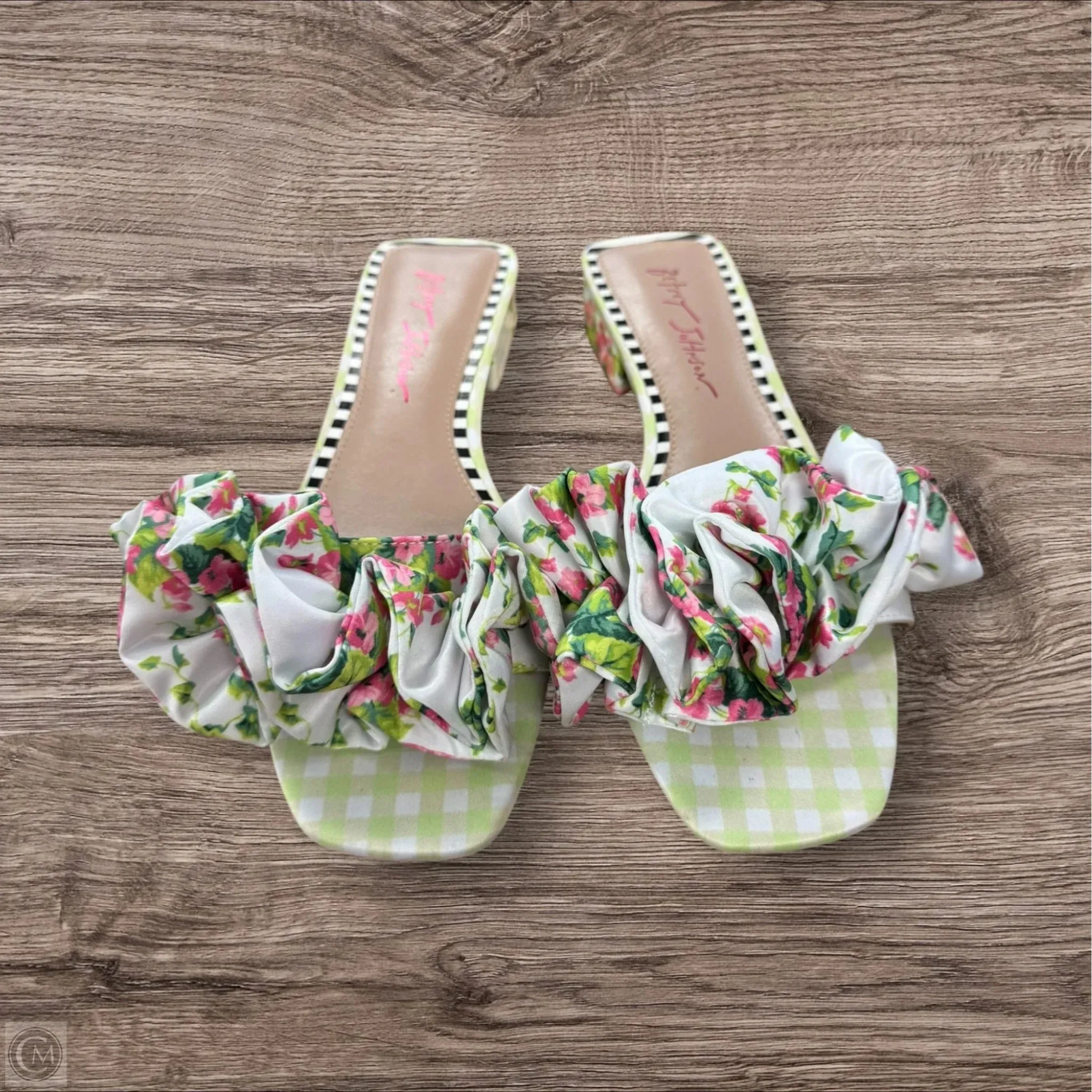 Sandals Heels Block By Betsey Johnson In Floral Print, Size: 8