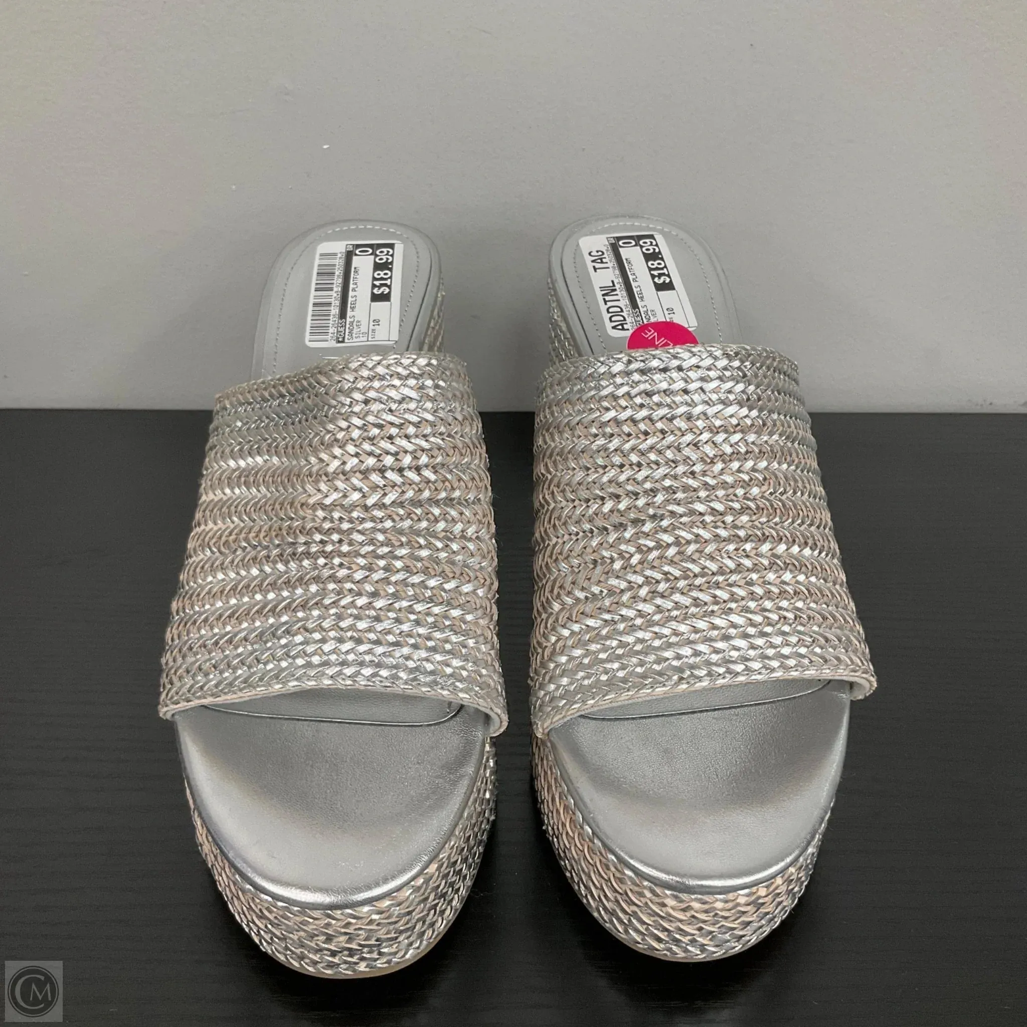 Sandals Heels Platform By Guess In Silver, Size: 10