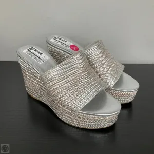 Sandals Heels Platform By Guess In Silver, Size: 10