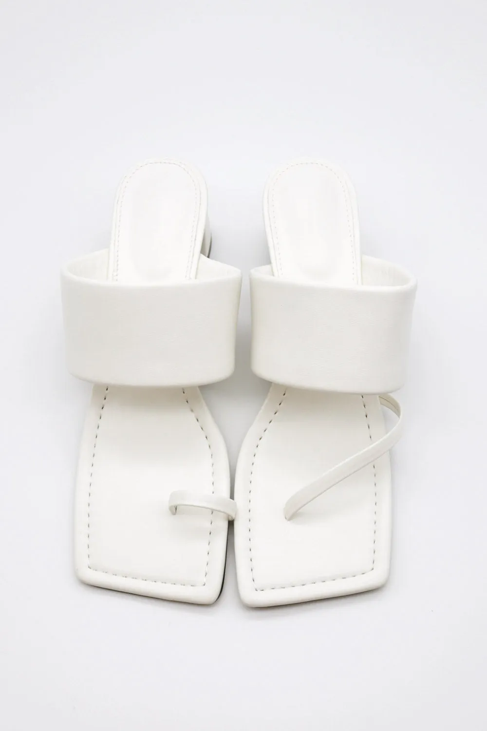 Toe Thong Mid Heeled Sandals