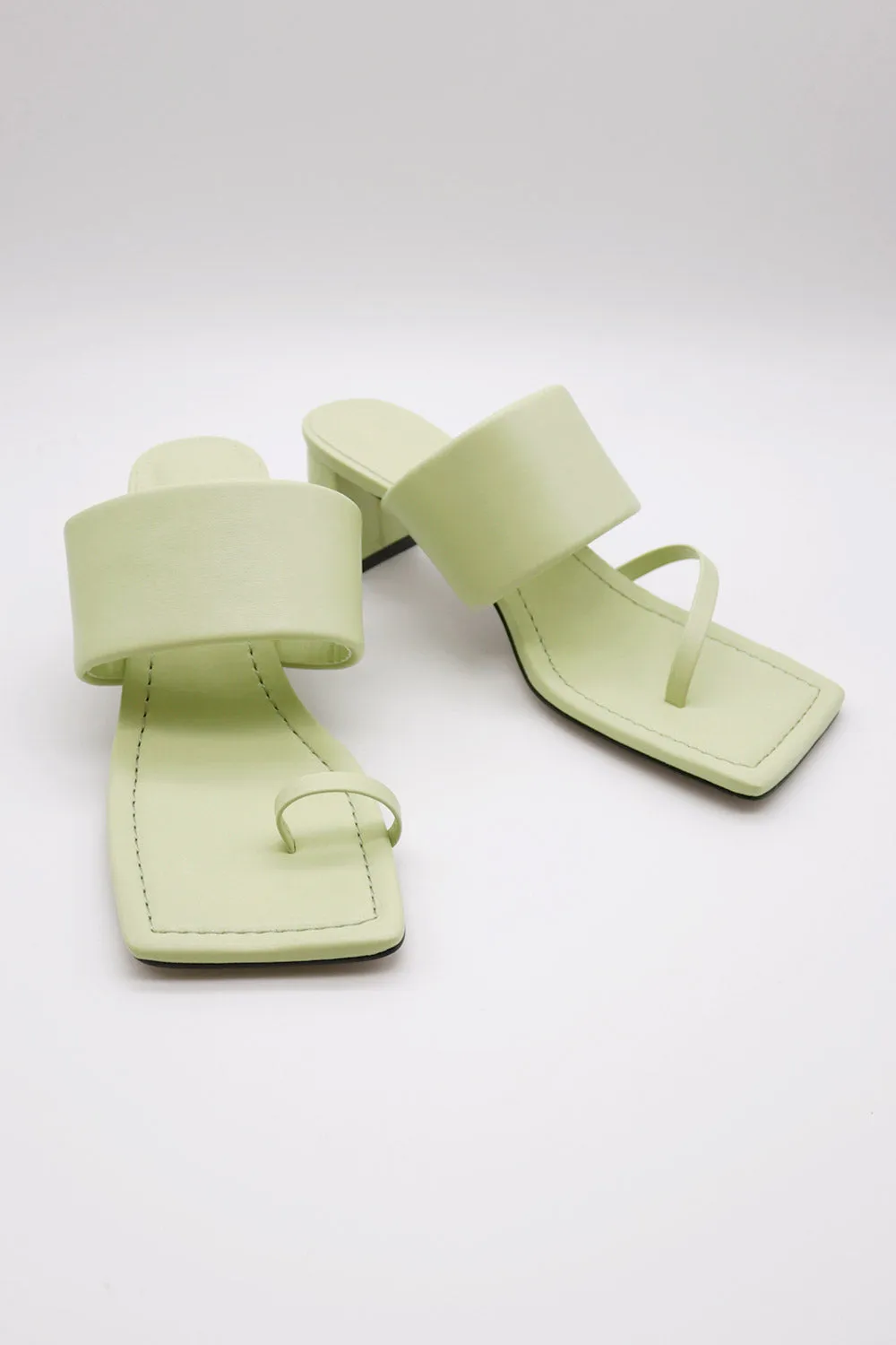Toe Thong Mid Heeled Sandals