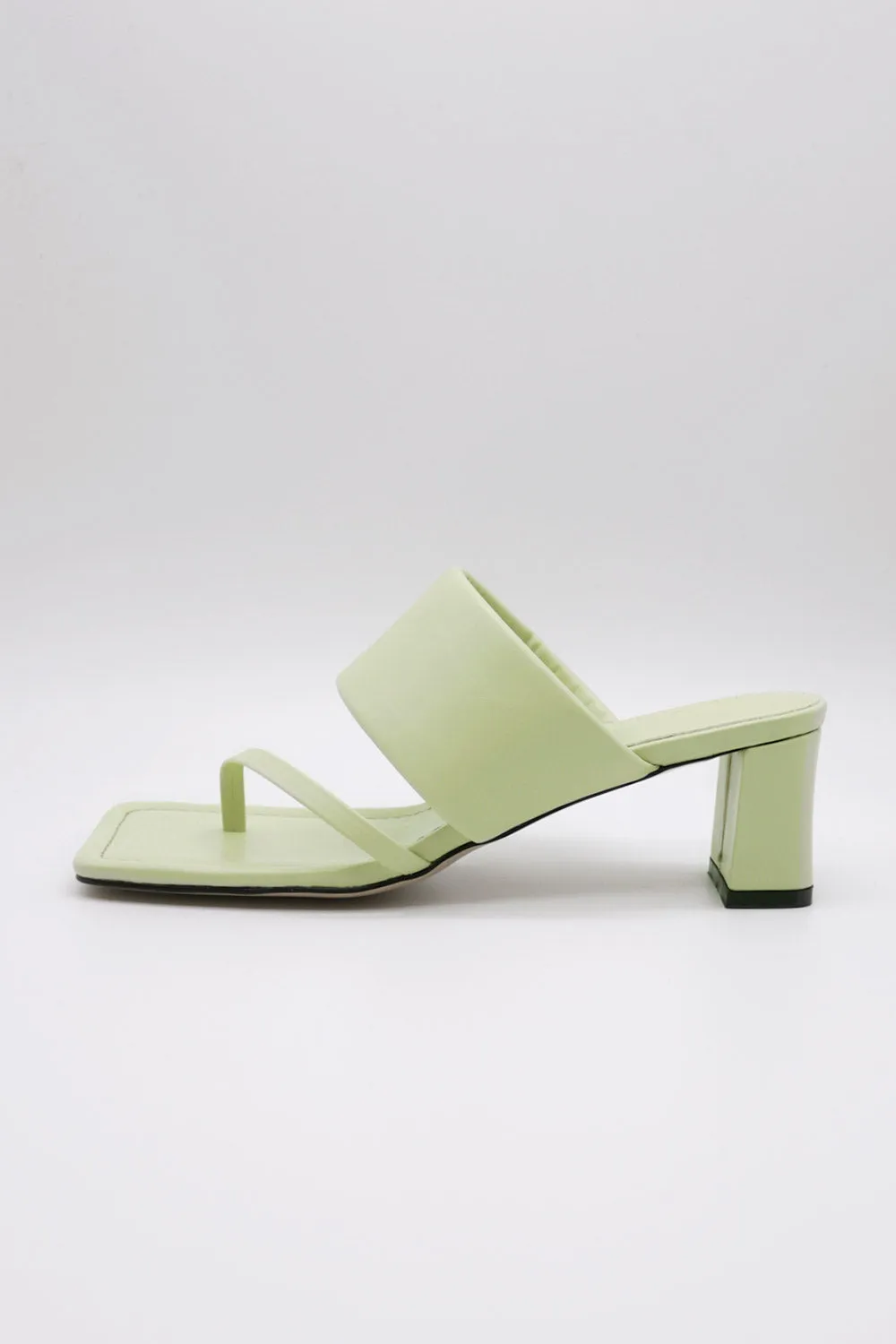 Toe Thong Mid Heeled Sandals