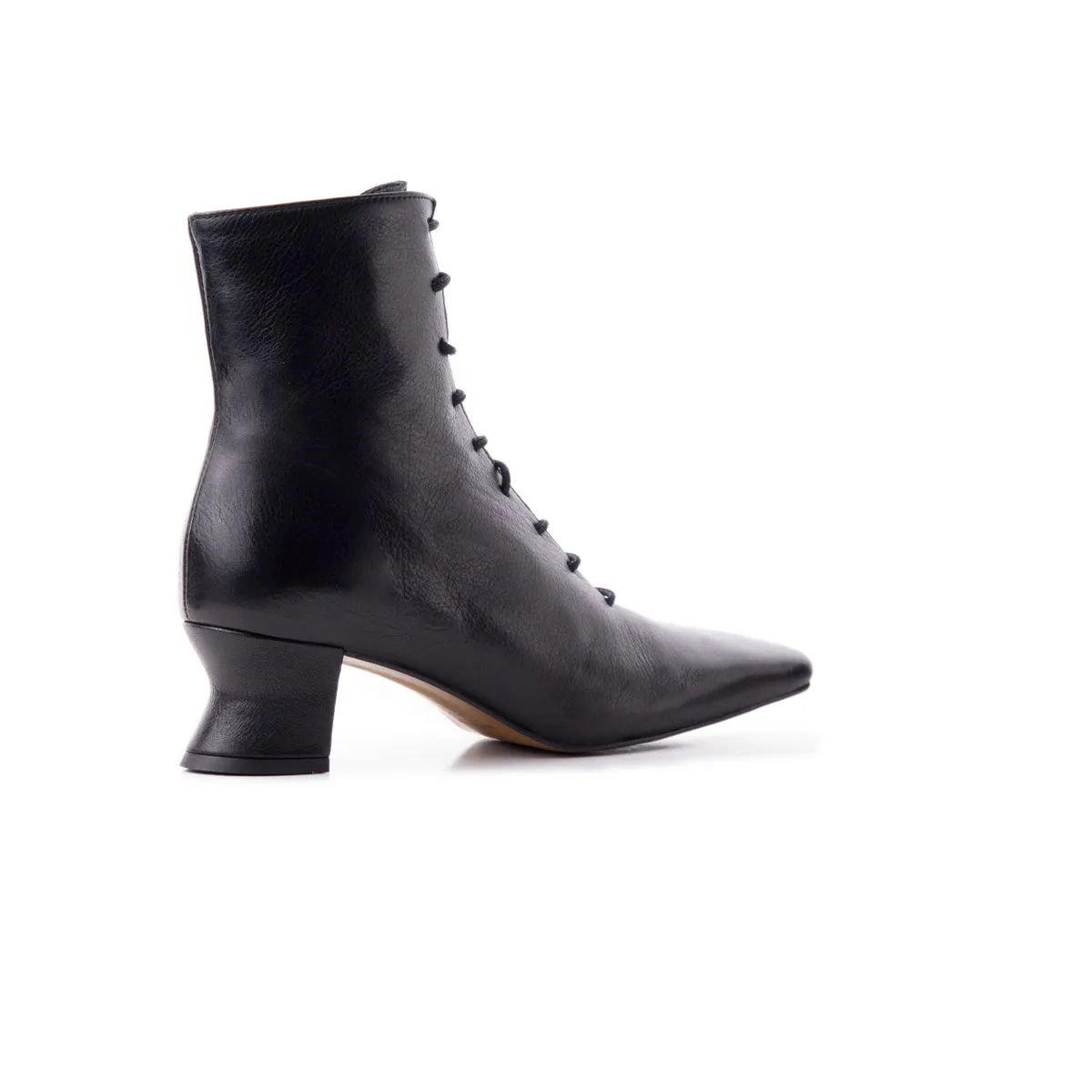Trafalgar Black Leather