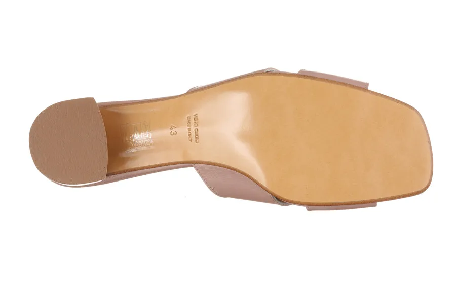 Zam Asino Nude
